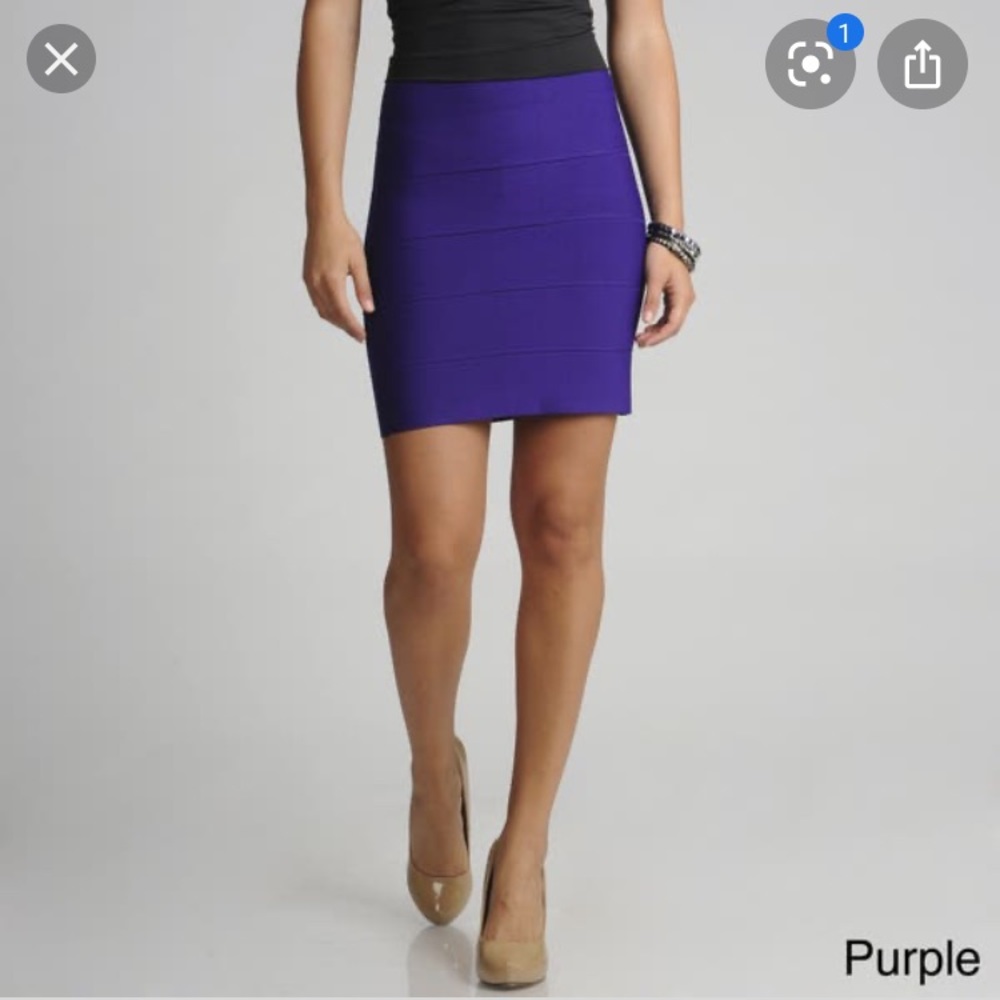 BCBG Maxazria “Drega” Bandage Mini Skirt